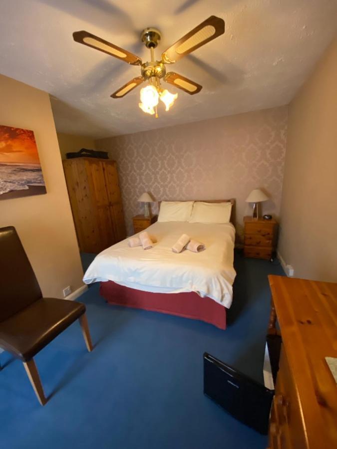 The Copley Arms Hotel Looe Kamer foto