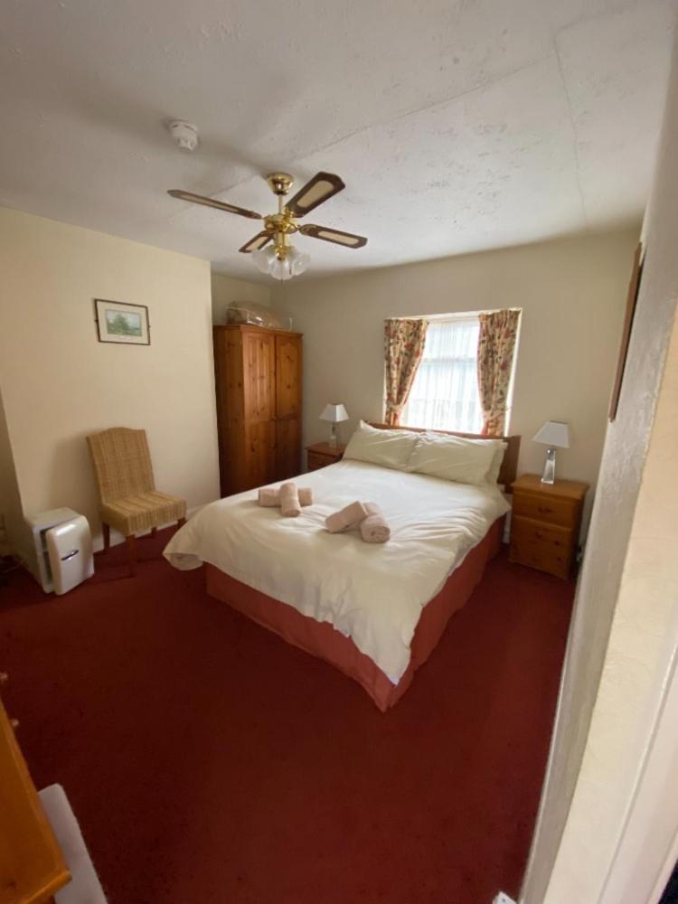 The Copley Arms Hotel Looe Kamer foto