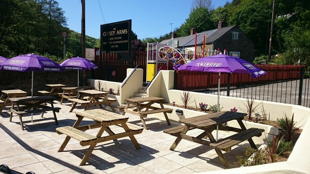 The Copley Arms Hotel Looe Buitenkant foto